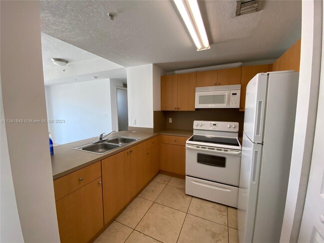 435 SW 12th Ave Unit 601, Miami, FL 33130 - Condo for Rent in Miami, FL ...