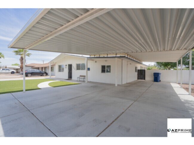 Building Photo - Exquisite 4/2 Tempe House with Vaulted Cei...
