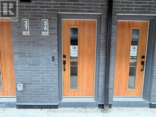 Building Photo - 73 Curlew Dr