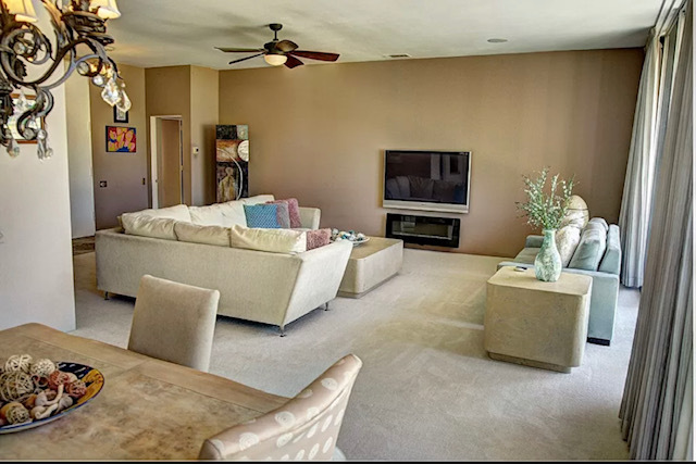 Living Room - 47015 Arcadia Ln