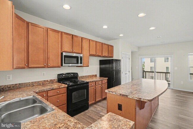 Foto del edificio - 3108 Alliance Ct