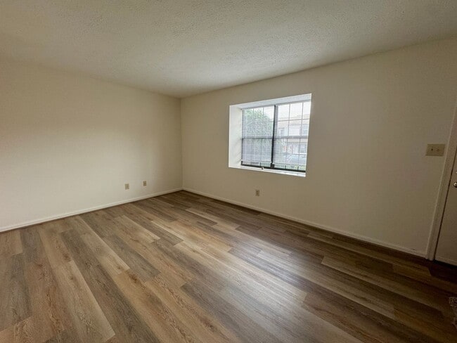 Photo - Newly Updated Townhome