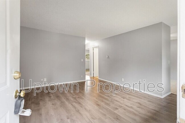 Foto del edificio - 1515 SW Custer Dr