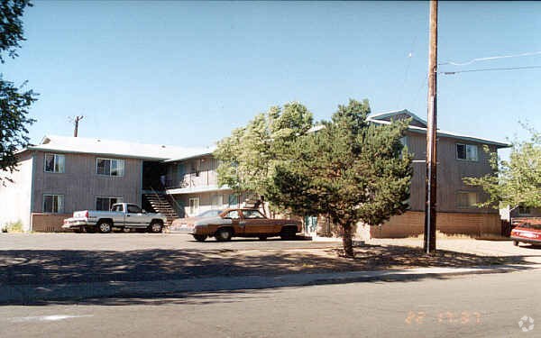 Building Photo - 2560 E St