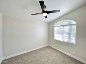 Building Photo - 8456 W Gilmore Ave