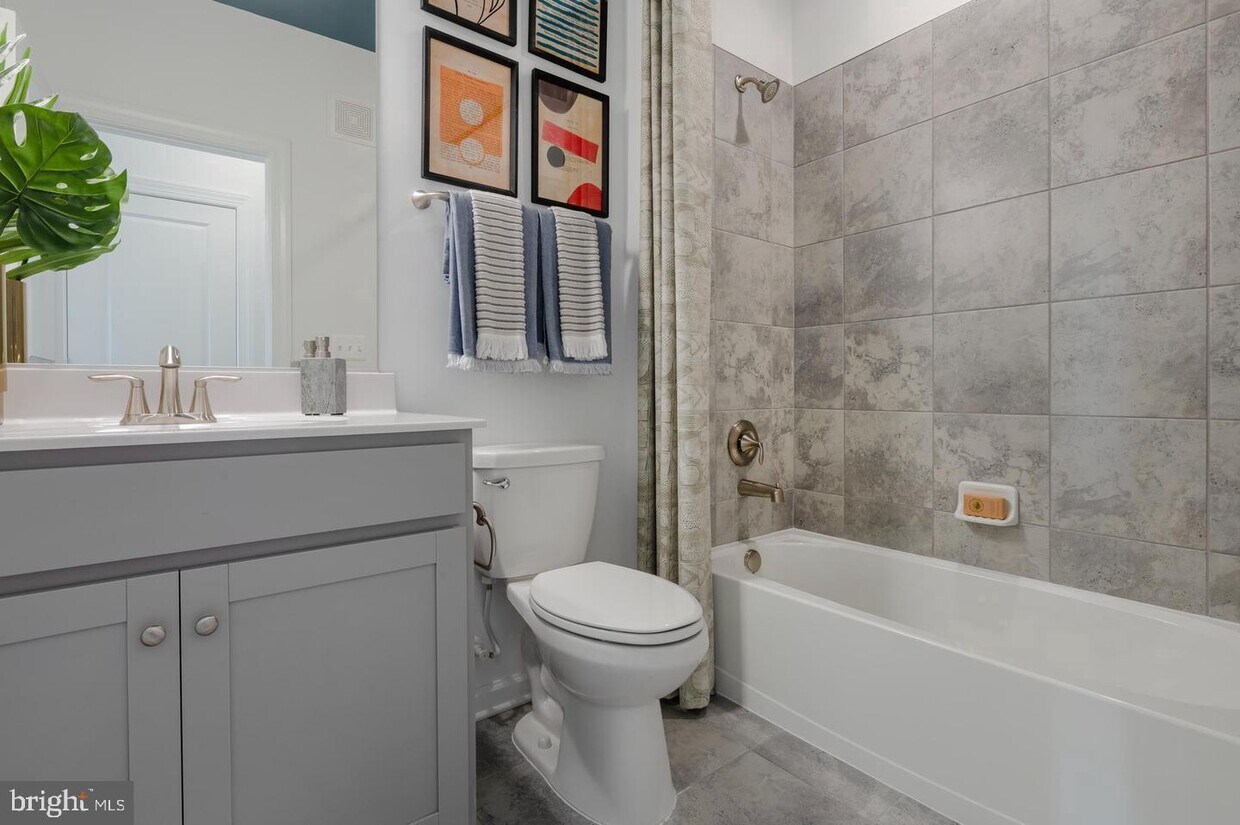 43429 Stonewood Crossing Ter, Ashburn, VA 20148 Apartment for Rent in