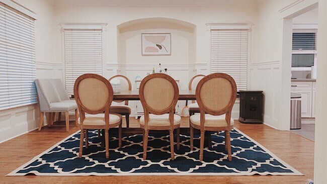 Foto del edificio - 268 S Norton Ave