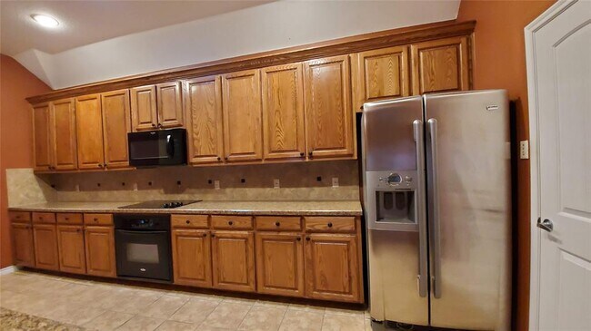 Building Photo - 1427 Snowberry Dr