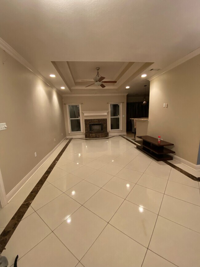 Gran salón - 3104 Moss Ln