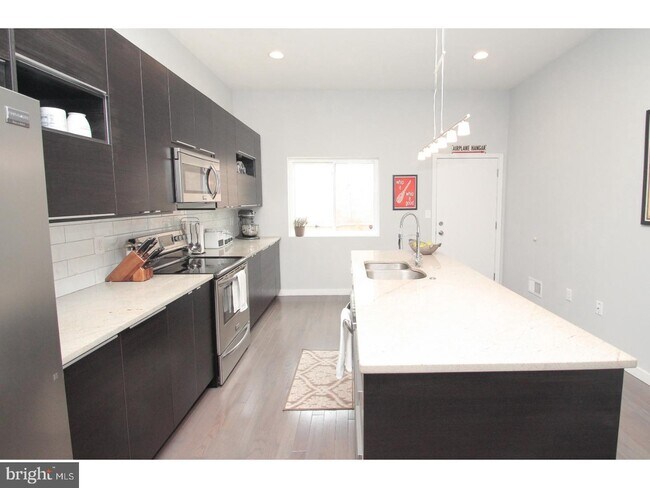 Foto del edificio - 1129 S 20th St