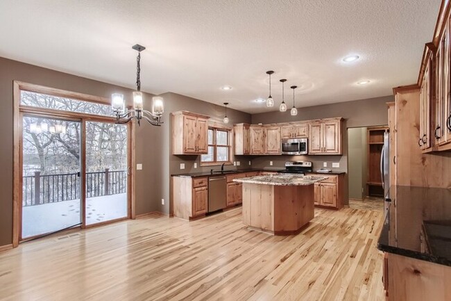 Building Photo - 27075 Hickory Ridge Dr, Elko New Market, M...
