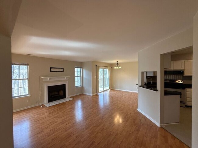 Building Photo - T.R. Lawing Realty Property