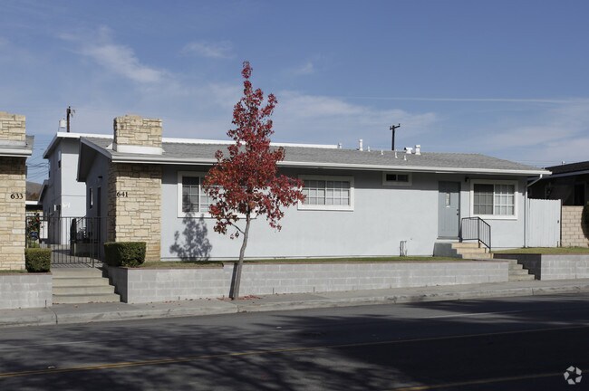 Foto del edificio - 641 E Birch St