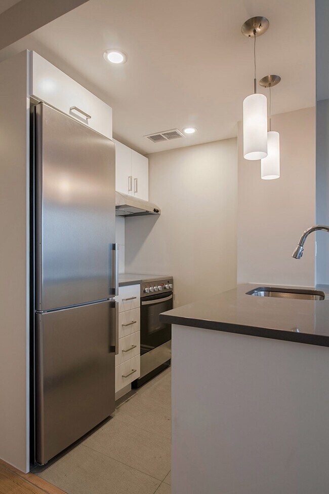 Photo du bâtiment - 3460 Rue Durocher