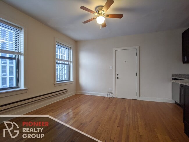 Building Photo - 618 W Patterson