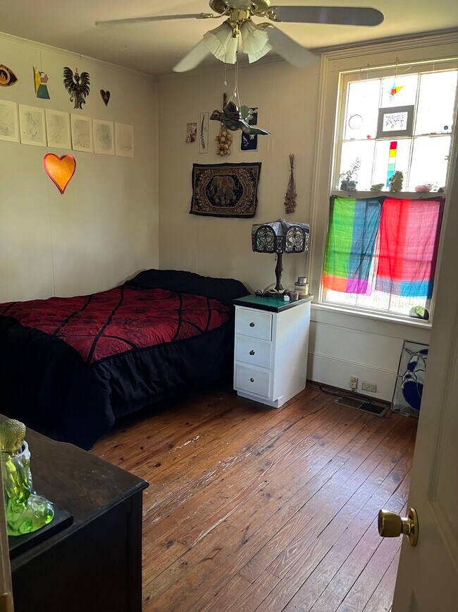 Foto del edificio - 530 Nantahala Ave