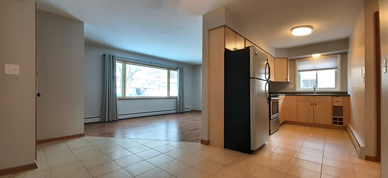 Livingroom, Dining room, Kitchen - 1929 3rd Ave NE