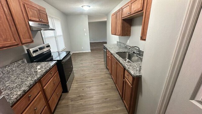 Foto del edificio - 4934 Potter Rd