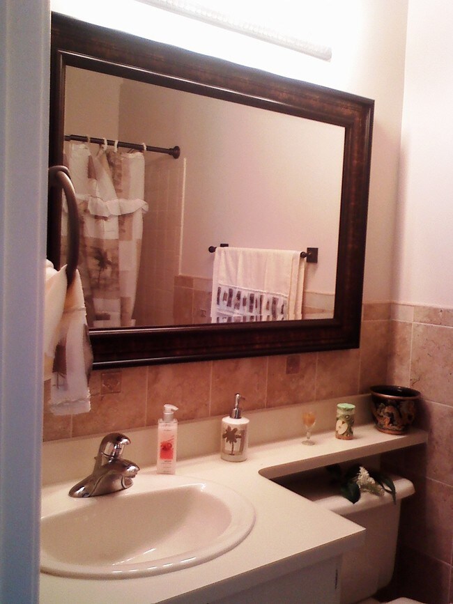 Foto del edificio - 227 Lindsey Ct