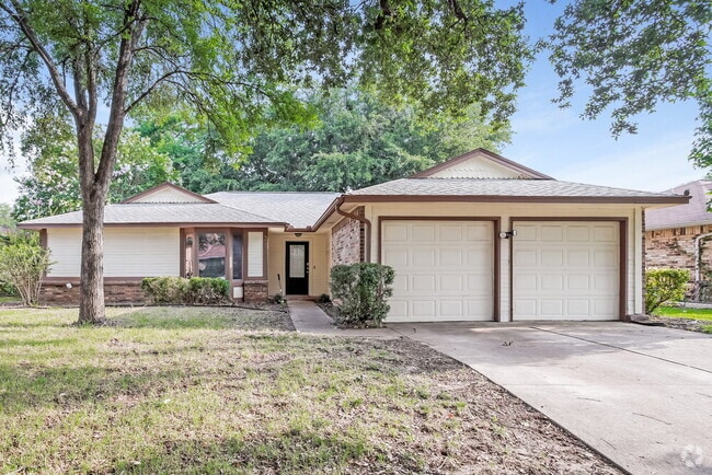 Building Photo - 2614 Berkshire Ln