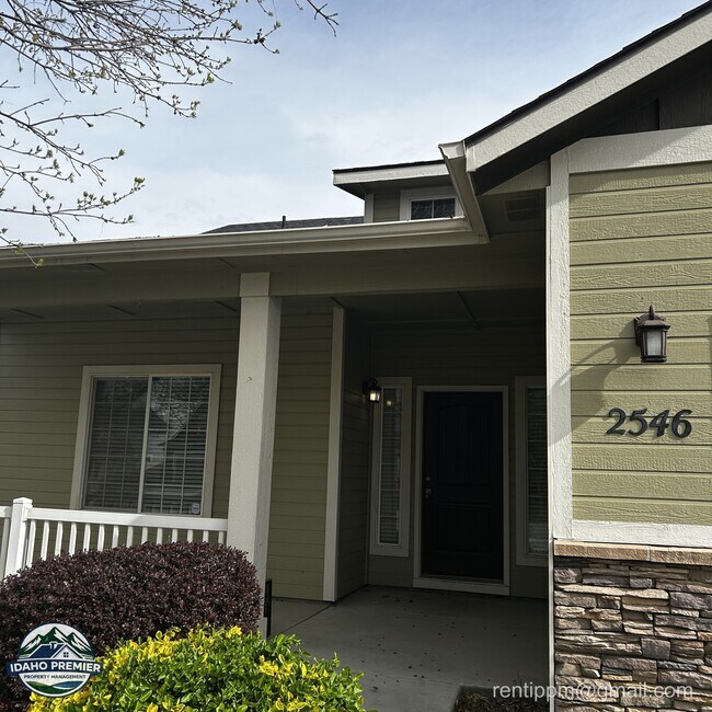 Foto del edificio - 2546 W Cerulean Dr