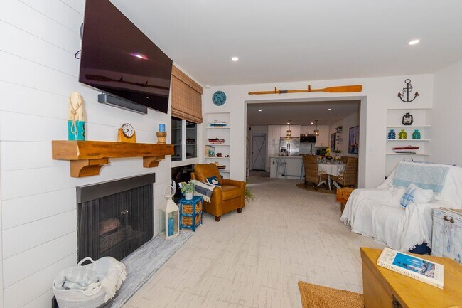 Foto del edificio - 28121 Highridge Rd