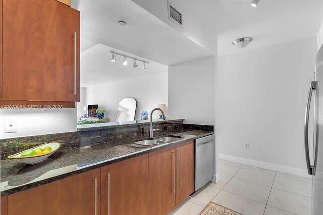 Building Photo - 7350 SW 89th St