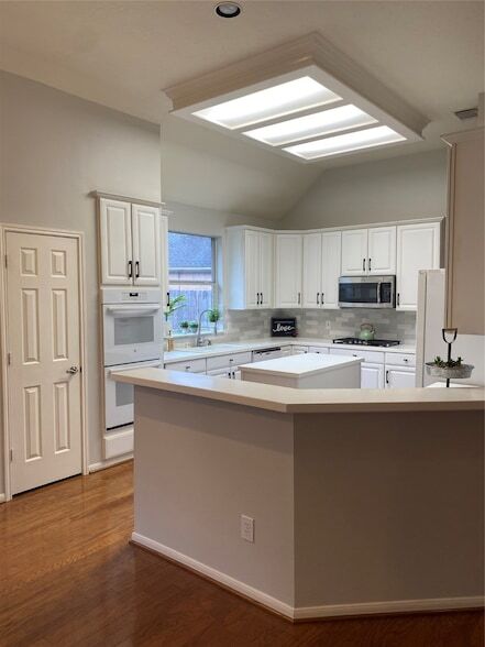 Foto del edificio - 14610 Farrawood Dr