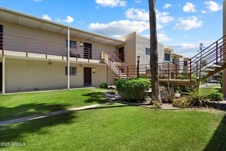 Building Photo - 4630 N 68th St