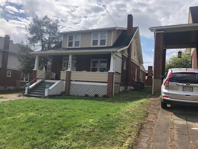 Foto del edificio - 1806 Maiden Ln SW