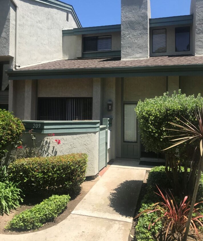 Front door of town home - 3269 Caminito Eastbluff