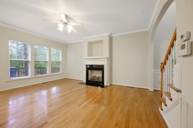 Foto del edificio - Beautiful 3 BR/2.5 Bath Home in Lyons Farm Community Durham!
