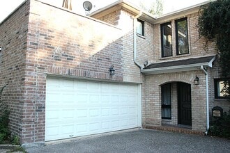 Building Photo - 2514 Nantucket Dr