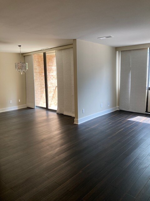 Photo - 521 N Armistead St Apartment