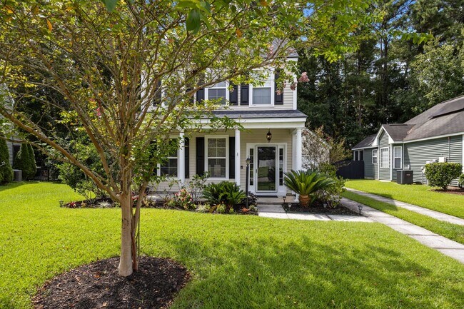Foto del edificio - Charming Summerville Rental
