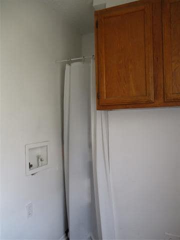 Building Photo - 319 Ware Dr