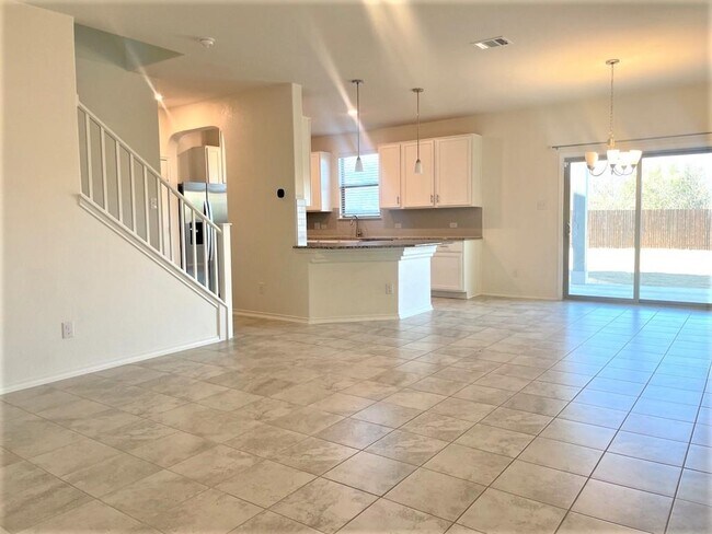 Building Photo - 408 Los Cobos Ln