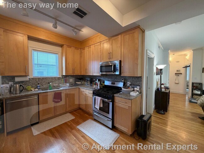 Building Photo - 20 Concord Ave