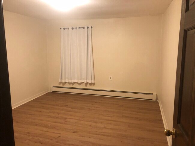 Foto del edificio - 7 Grandview Rd