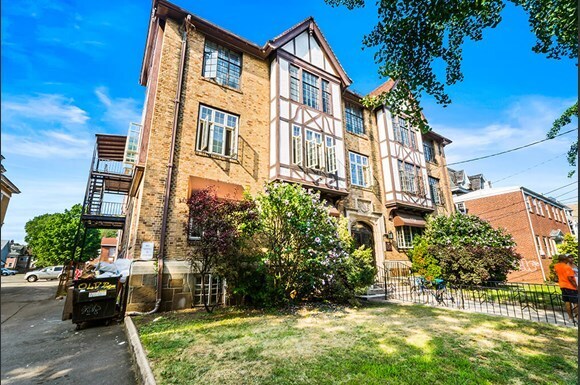 Foto del edificio - 1447 Chapel St