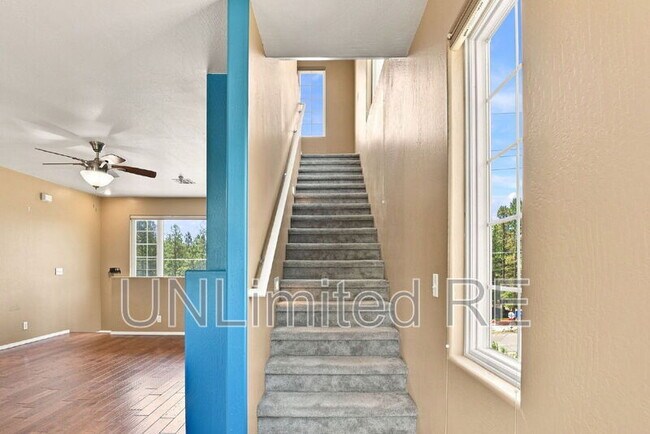 Building Photo - 2455 W Silverton Dr