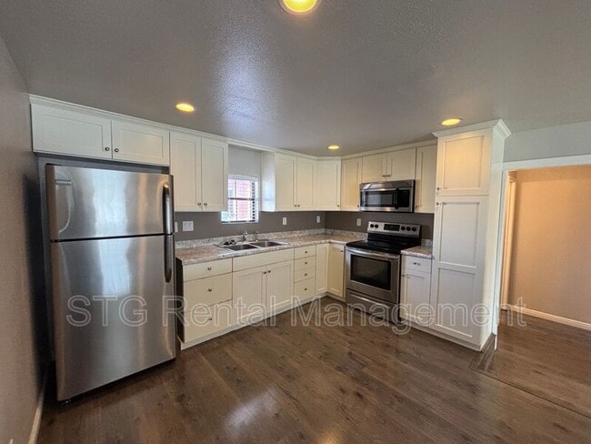 Foto del edificio - 145 E 500 S