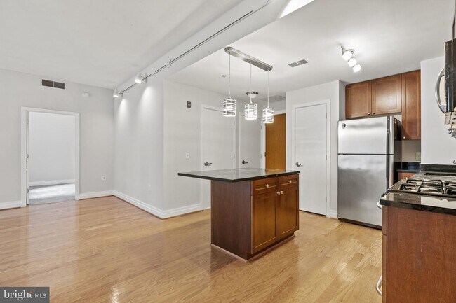 Foto del edificio - 2120 Vermont Ave NW