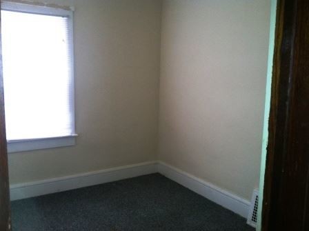 Foto del edificio - 653 Oakhill Ave