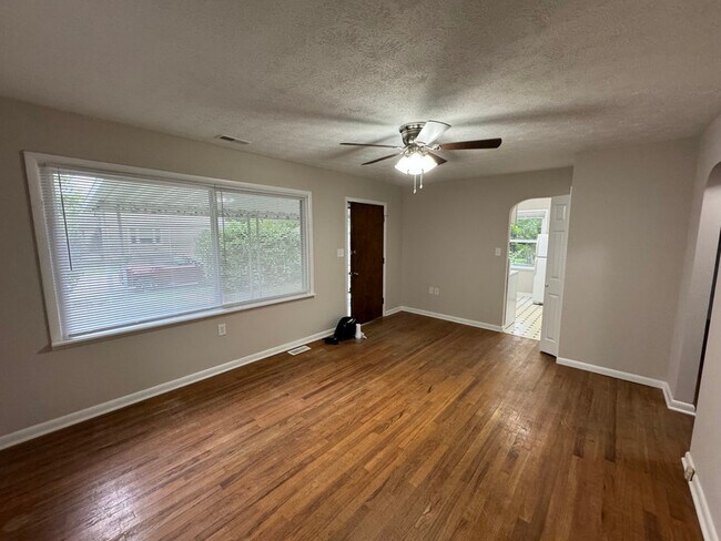 Foto del edificio - 1140 Osage Ave