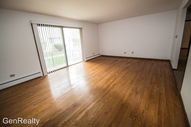 Foto del edificio - 4560 N Milwaukee Ave