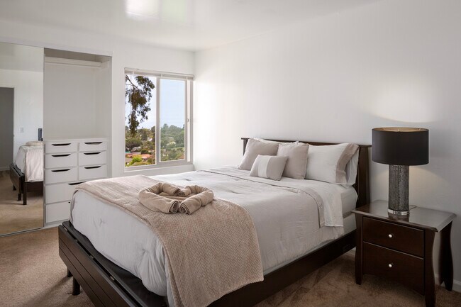 Foto del edificio - Channel View Apartments