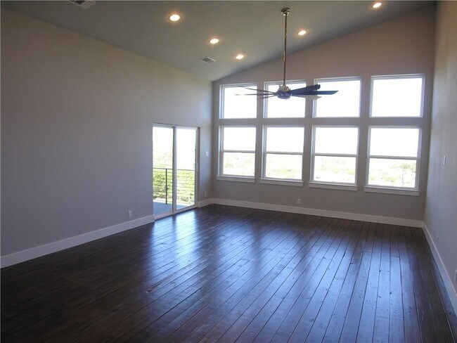 Building Photo - 17631 Panorama Dr