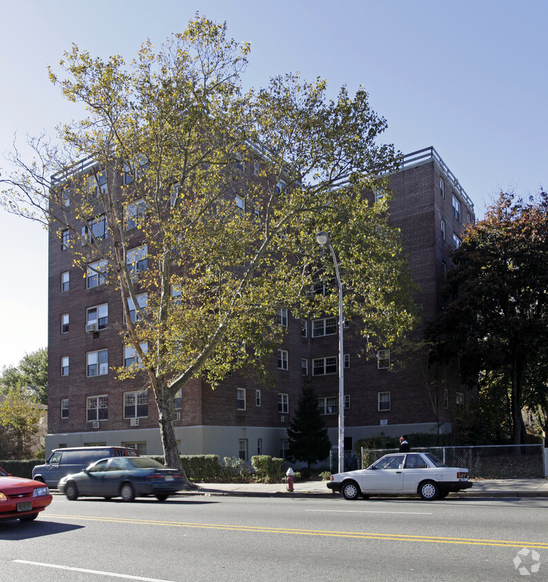 Building Photo - Lincoln View Apartments