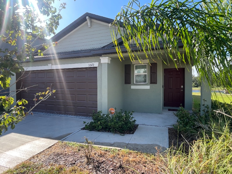 Foto principal - 5572 Blue Azure Dr